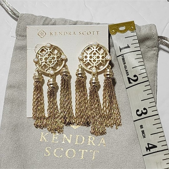 KENDRA SCOTT Adams Gold statement Earrings in White Pearl - Picture 3 of 8